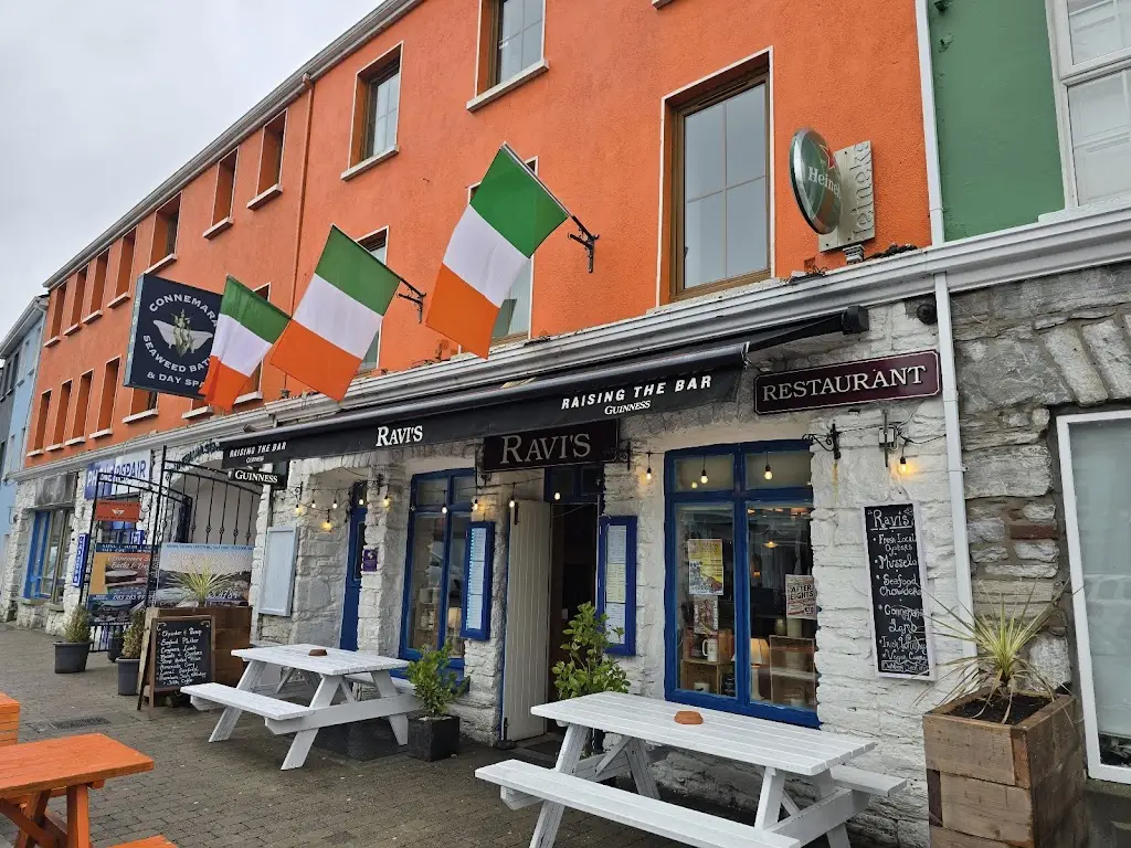Ravi's Bar and Restaurant_Clifden_slider_image_1