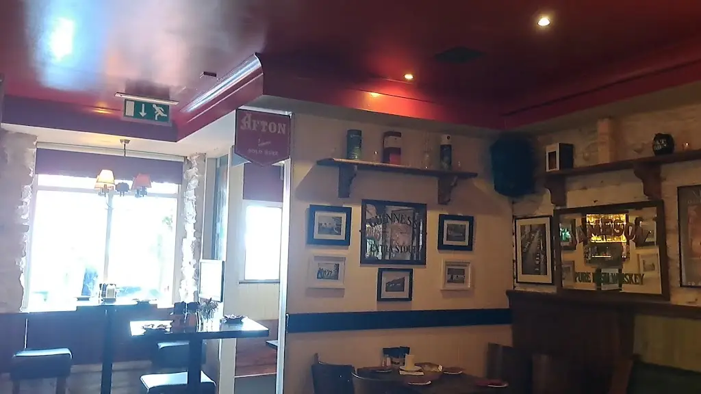 Ravi's Bar and Restaurant_Clifden_slider_image_2