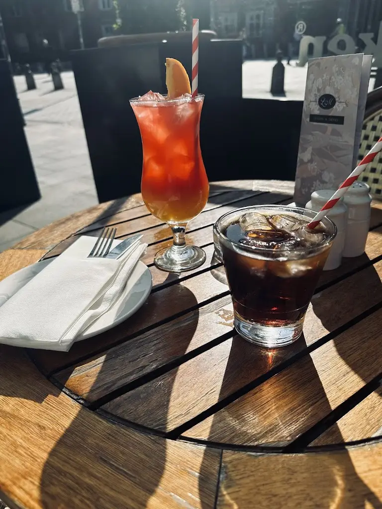 Gabbie J_Luigi Malones Cork_Cork_reseña