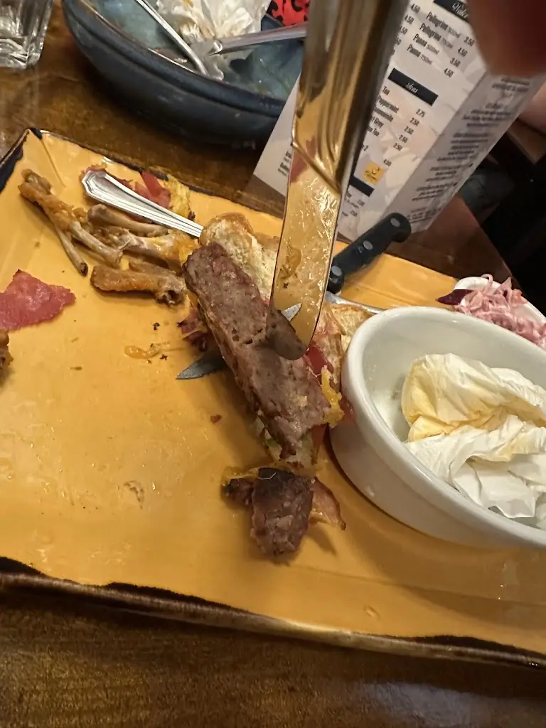 Harvey Johnson_Luigi Malones Cork_Cork_reseña