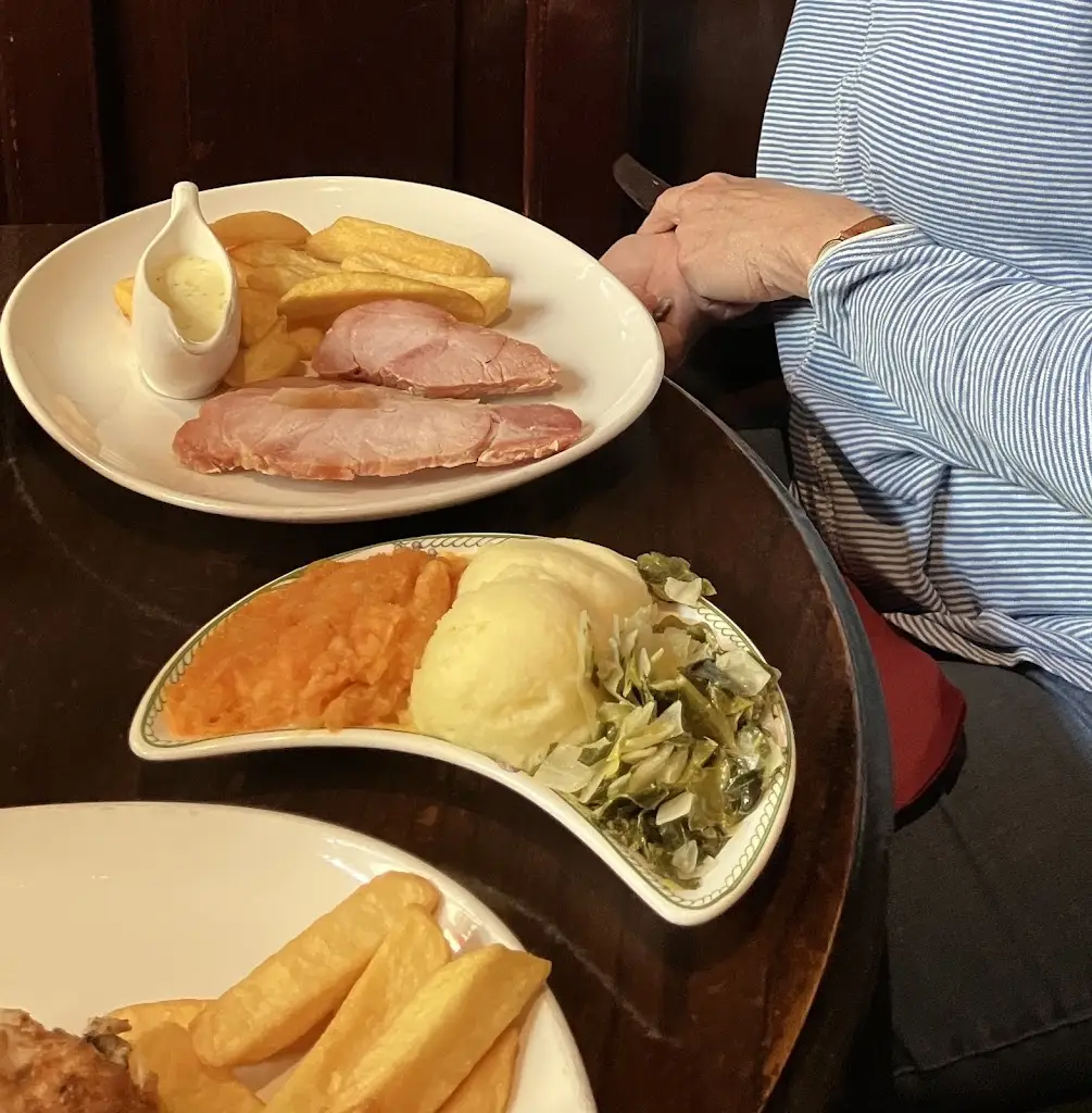 Rebecca Jones-Buerk_Sean Tierneys Bar and Restaurant_Cluain Meala_recensione