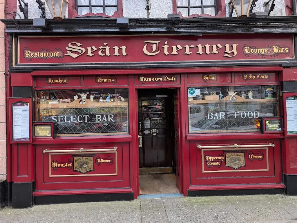 Sean Tierneys Bar and Restaurant_Cluain Meala_slider_image_3