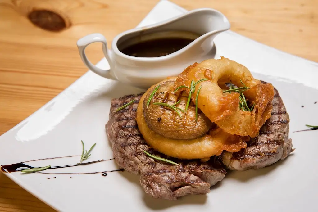 Mulcahys_Cluain Meala_slider_image_2