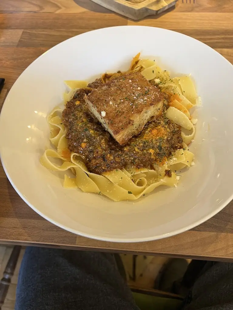 Capricorn One_Driver's at the 19th_Cluain Meala_reseña