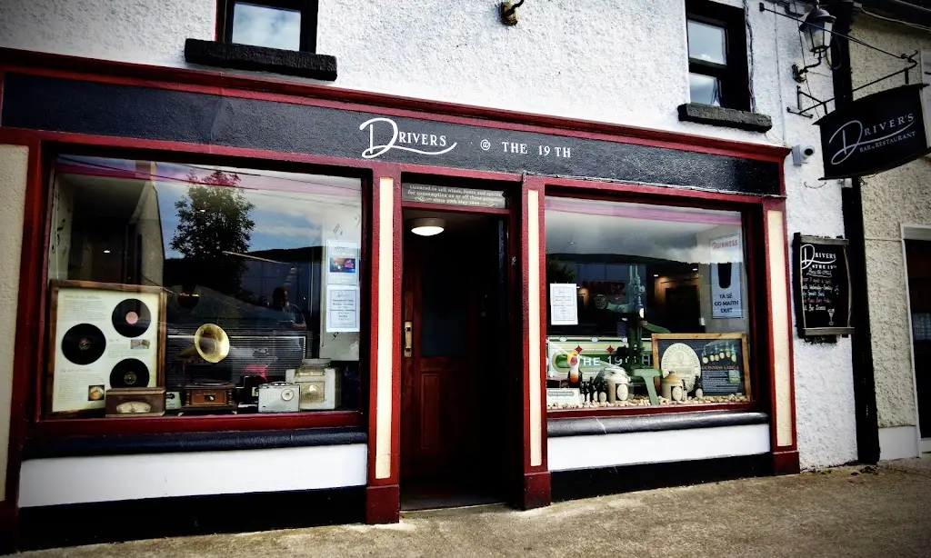 Driver's at the 19th_Cluain Meala_slider_image_1