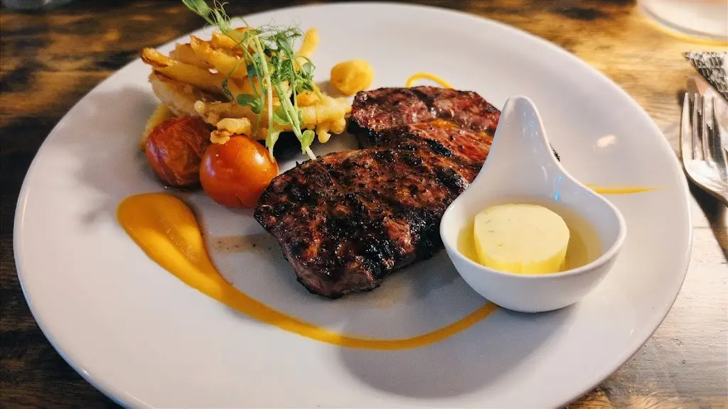 Central House Dining Room_Cluain Meala_slider_image_2