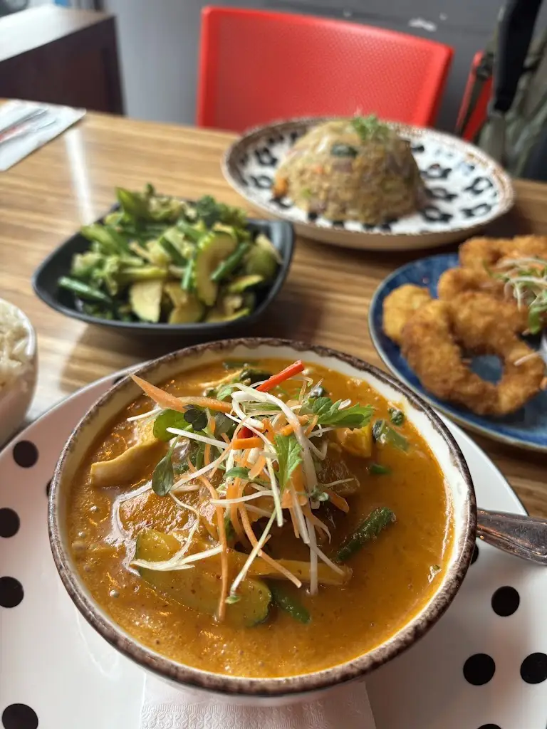 Spyth Lo_Lana Clonmel Asian Street Food_Cluain Meala_Bewertung