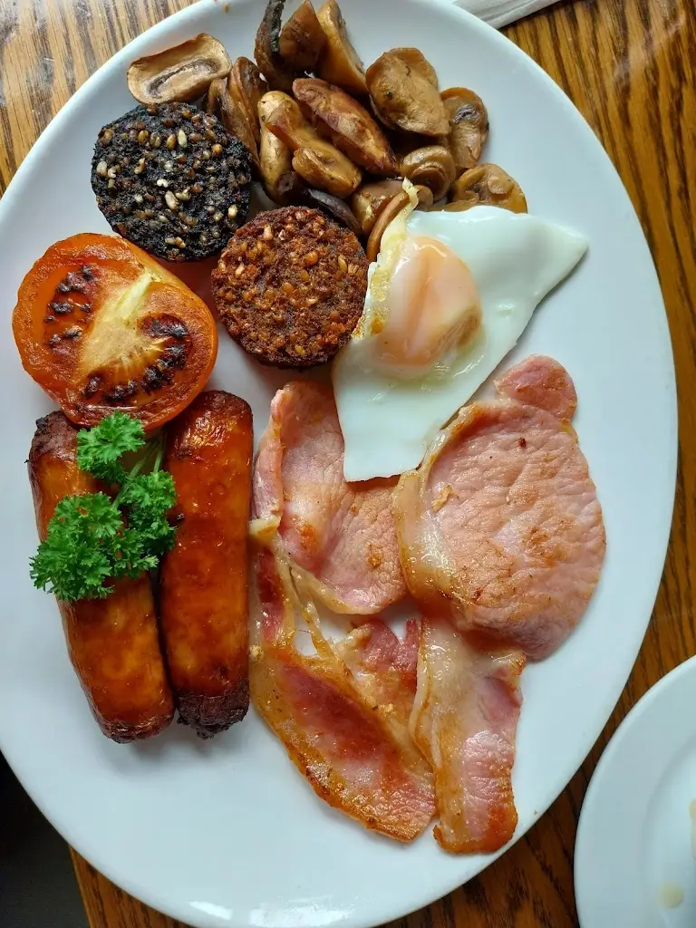 Queen Bee's Cafe_Cluain Meala_slider_image_3