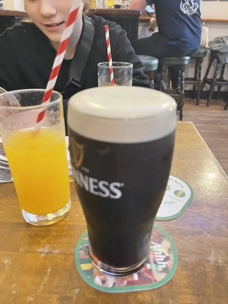 Hugh Coyne_Scannell's Bar_Clonakilty_review