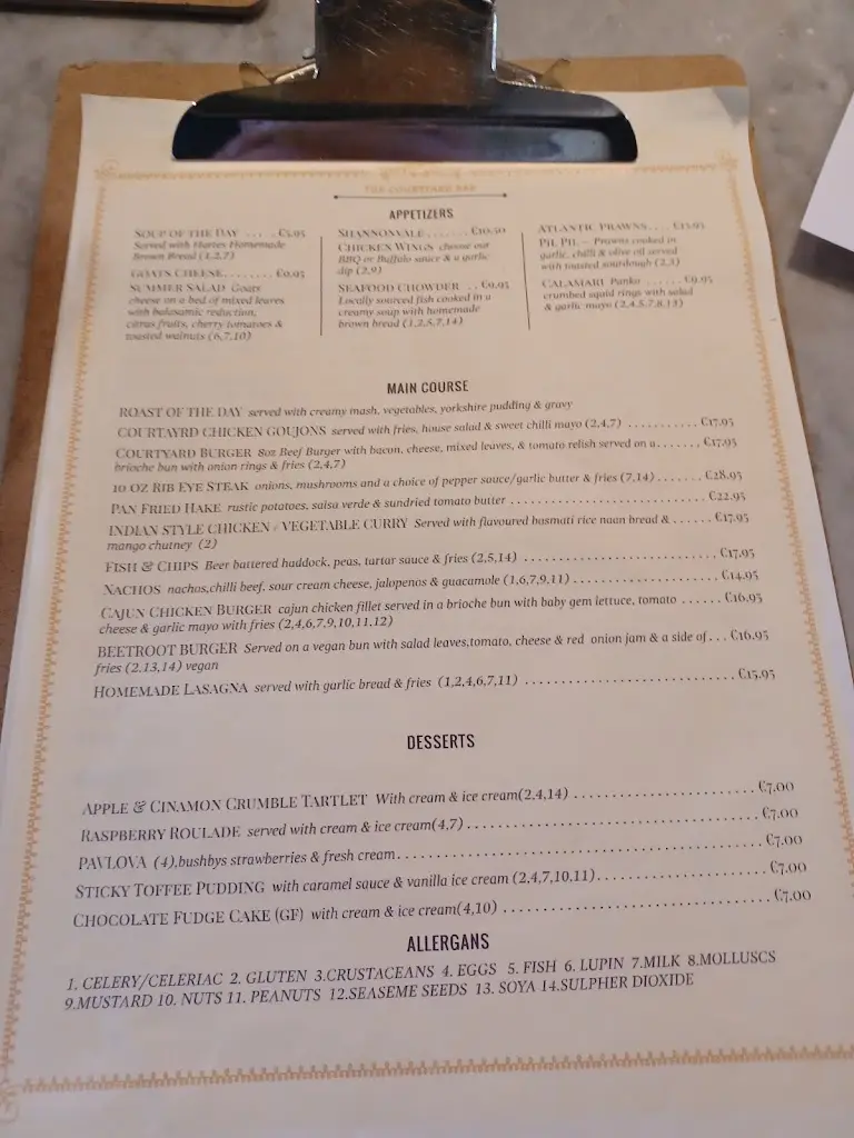 Menü_The Courtyard_Clonakilty_Bild_1