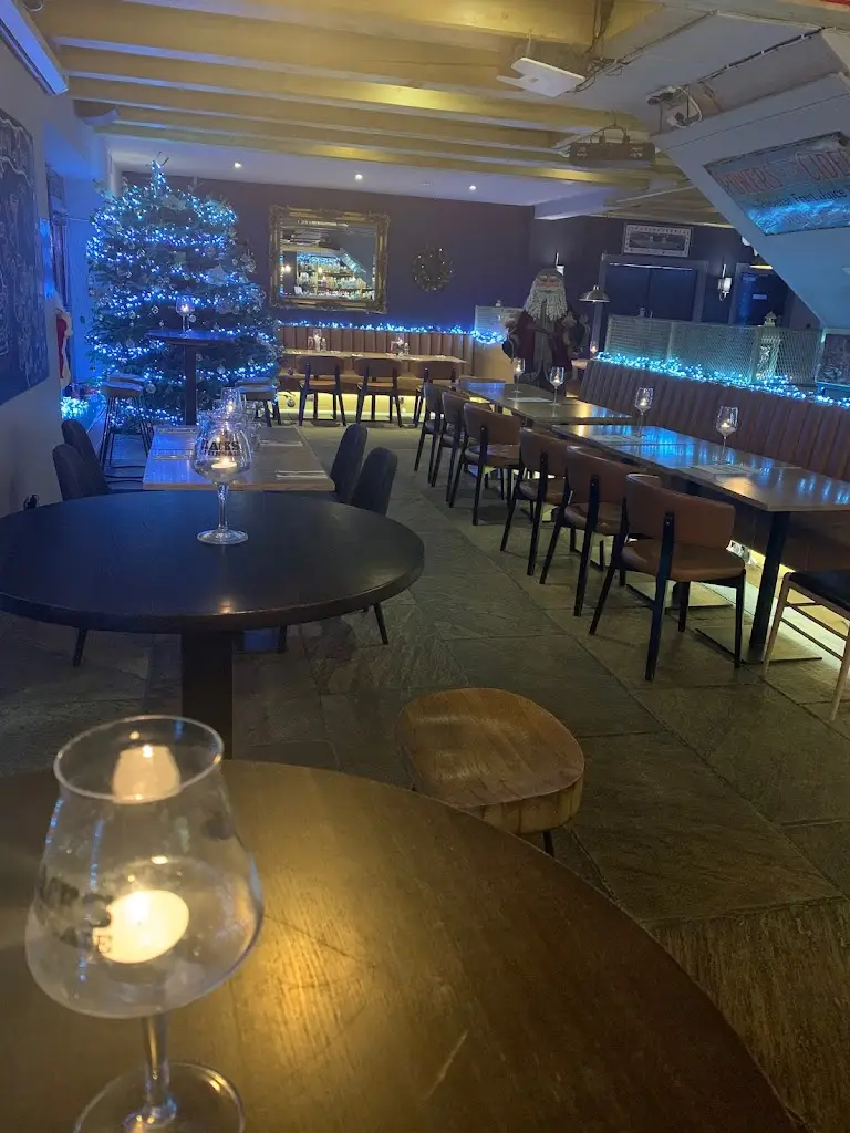 The Courtyard_Clonakilty_slider_image_1