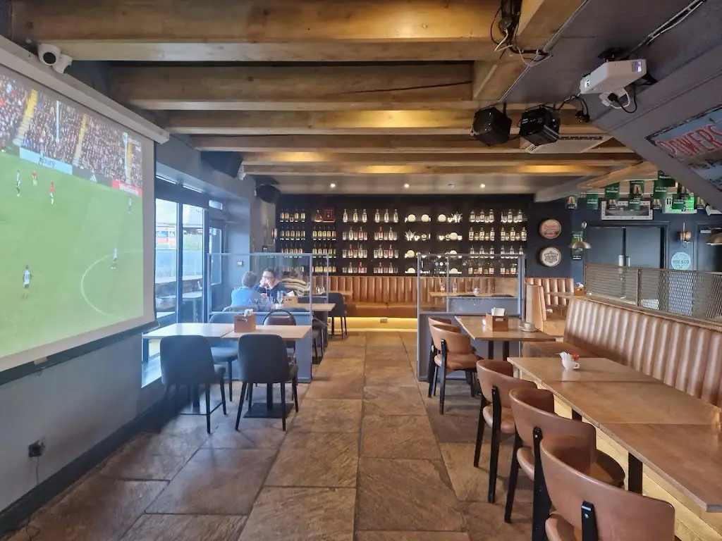 The Courtyard_Clonakilty_slider_image_3