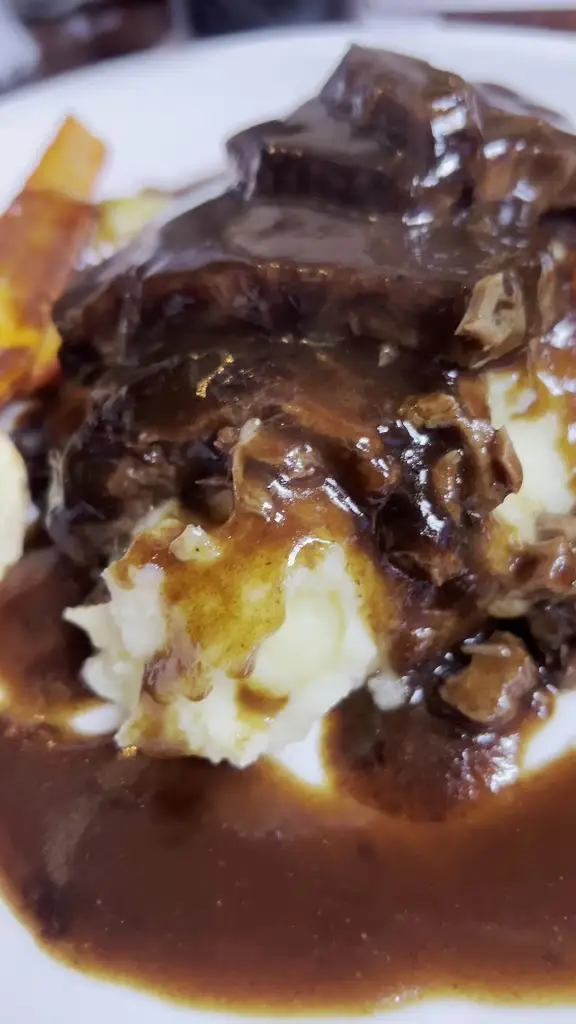 Conor O'Brien_John O'Brien Pub_Clonakilty_recensione