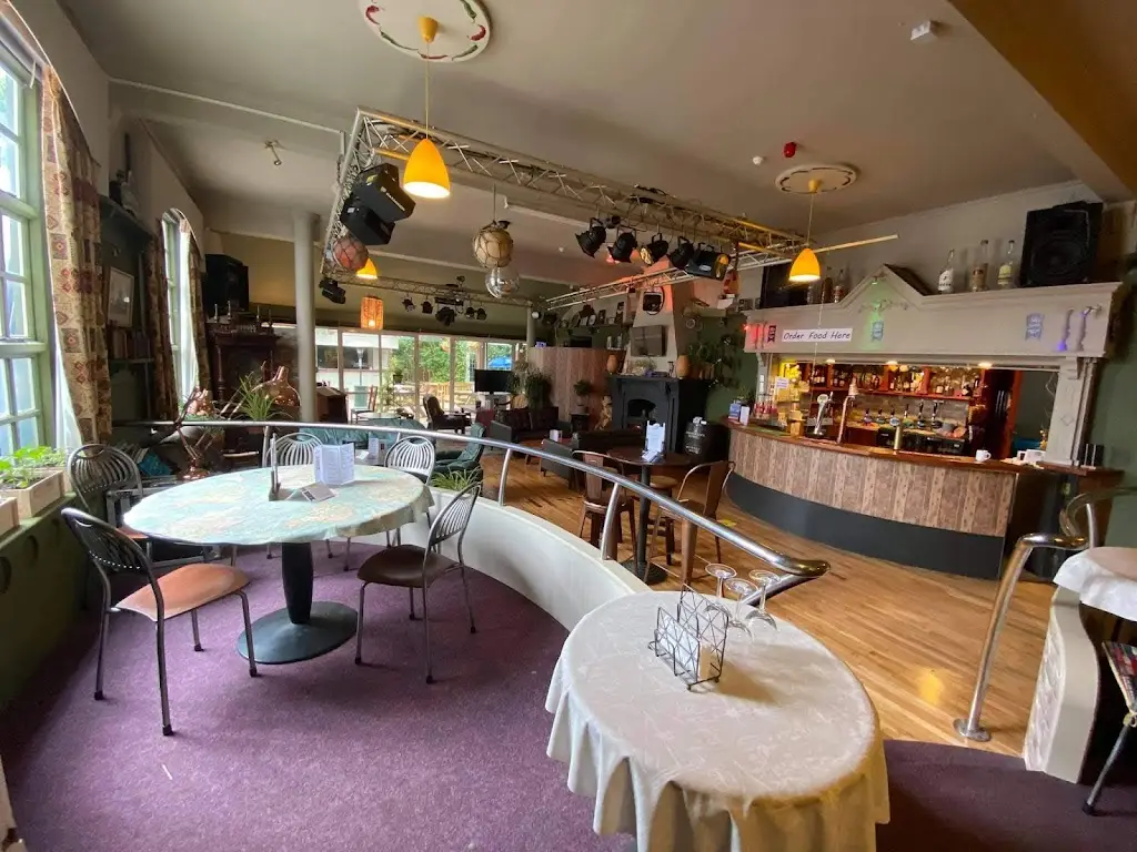 The Alley Garden Bistro Bar restaurante en Clonakilty