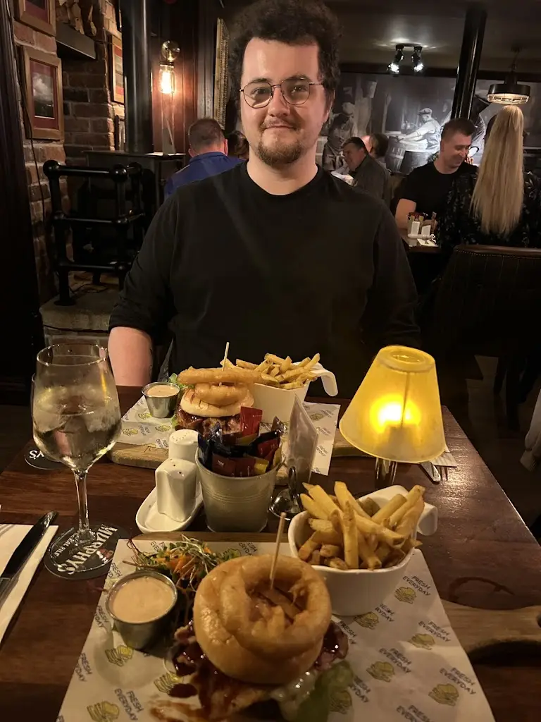 Ro_Brogan's_Ennis_review