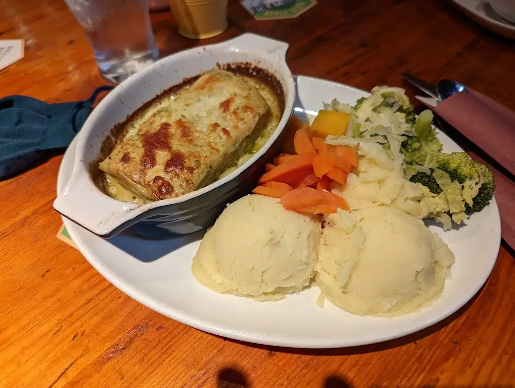 Gurn's Milestone & Restaurant_Manorhamilton_slider_image_3