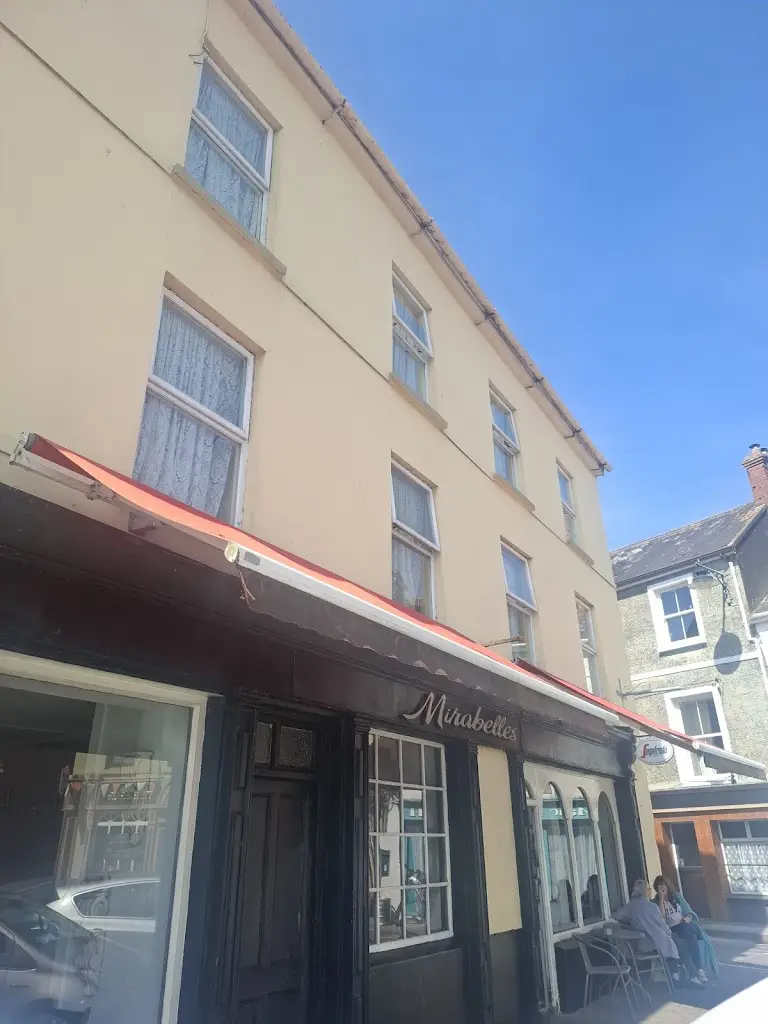 Calvin Mulcahy_Mirabelles_Dunmanway_review