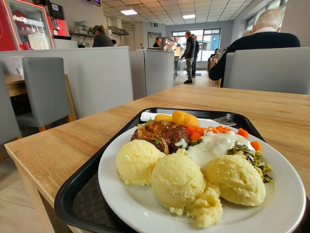 The Corner Bistro_Manorhamilton_slider_image_2