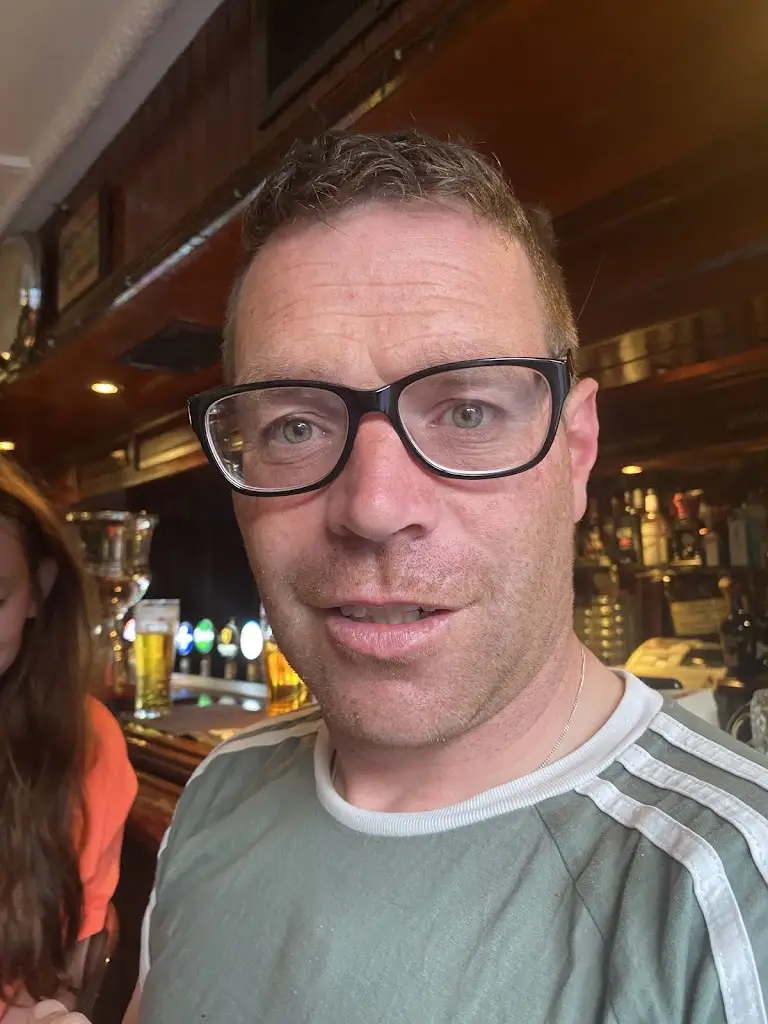 Doheny Bar_Dunmanway_slider_image_3