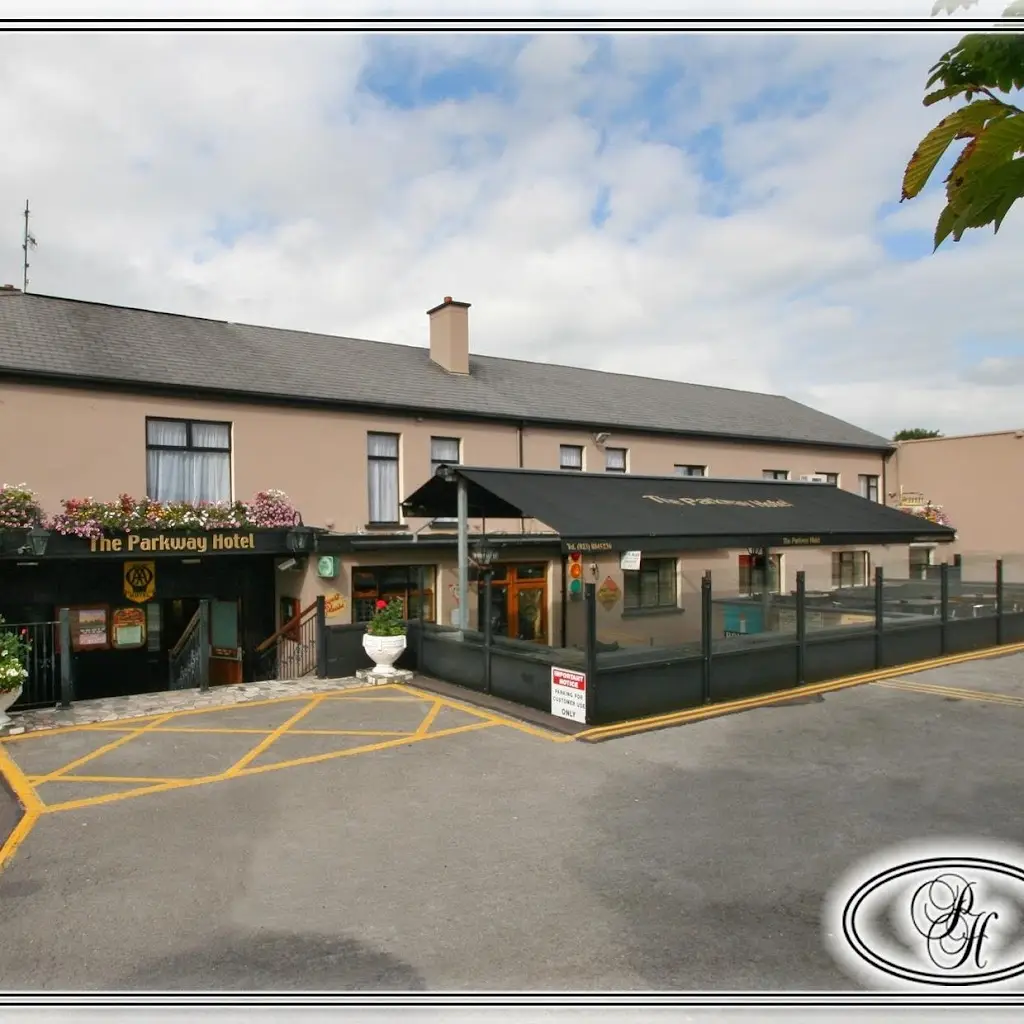 The Parkway Hotel_Dunmanway_slider_image_1