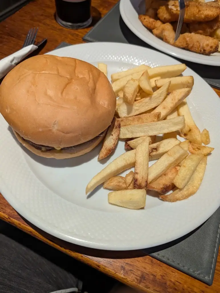 Conchur Lucey_The Killumney Inn_Killumney_review