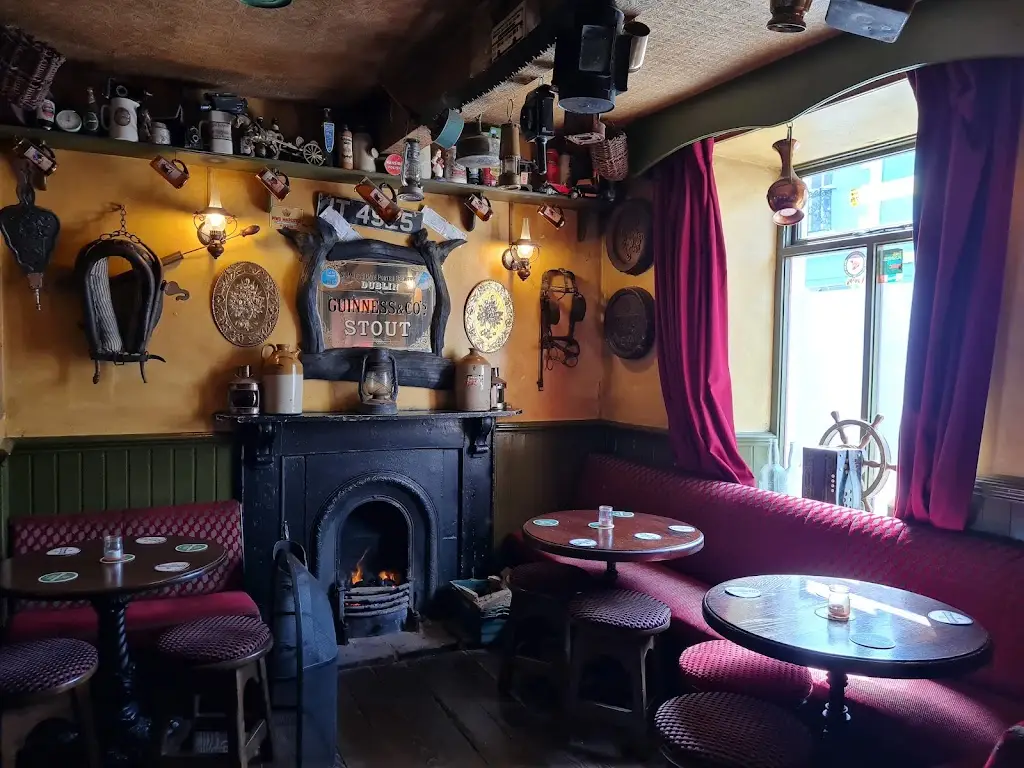 O'Mahony's Bar_Manorhamilton_slider_image_3