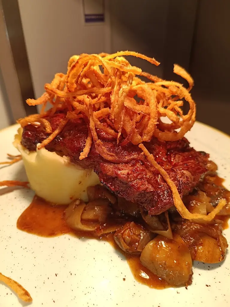 Georgios_Fethard_slider_image_2