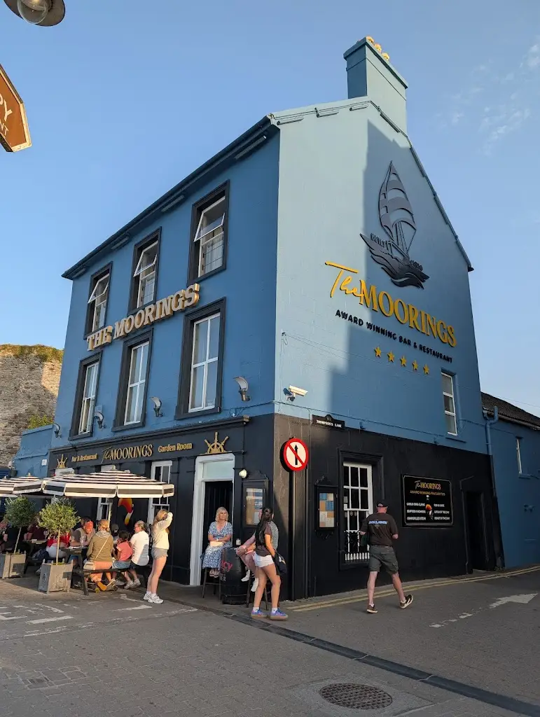 Barry Sullivan_The Moorings_Dungarvan_reseña