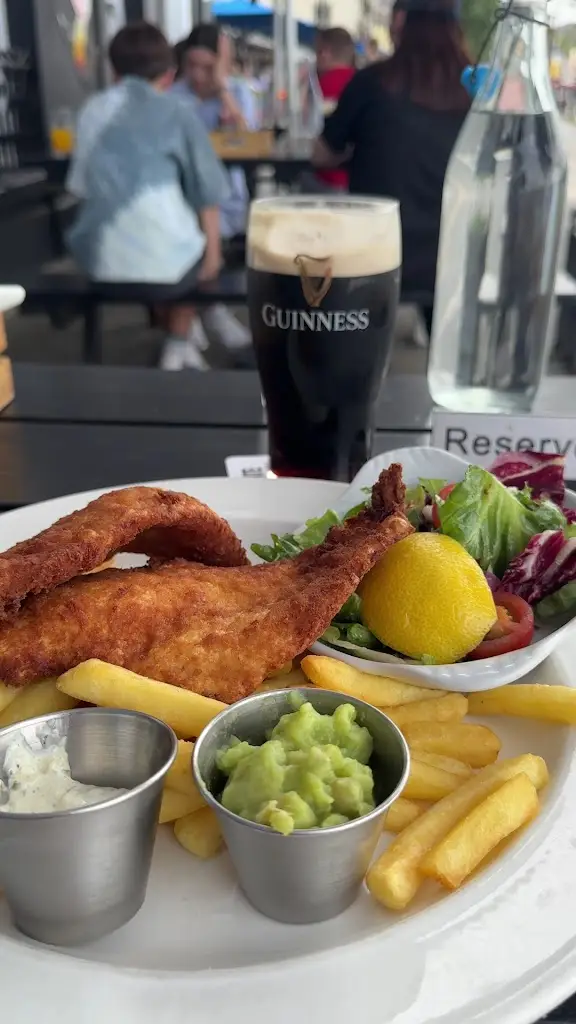 The Moorings_Dungarvan_slider_image_2