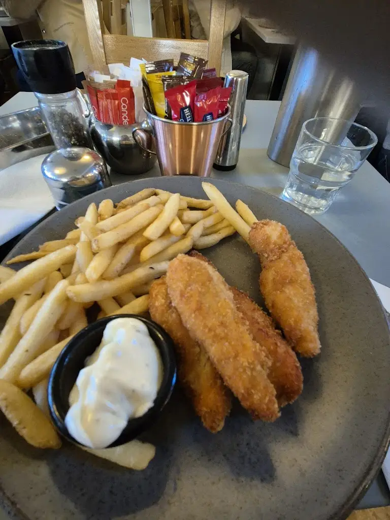 Shamrock_Dungarvan_slider_image_2