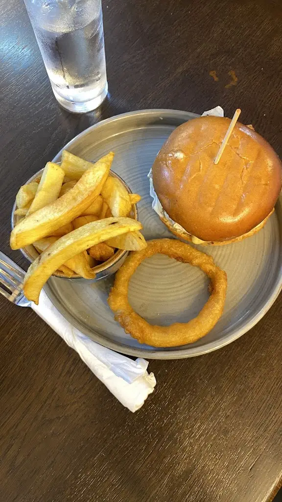 Alina Morozova_Anchor Bar_Dungarvan_review