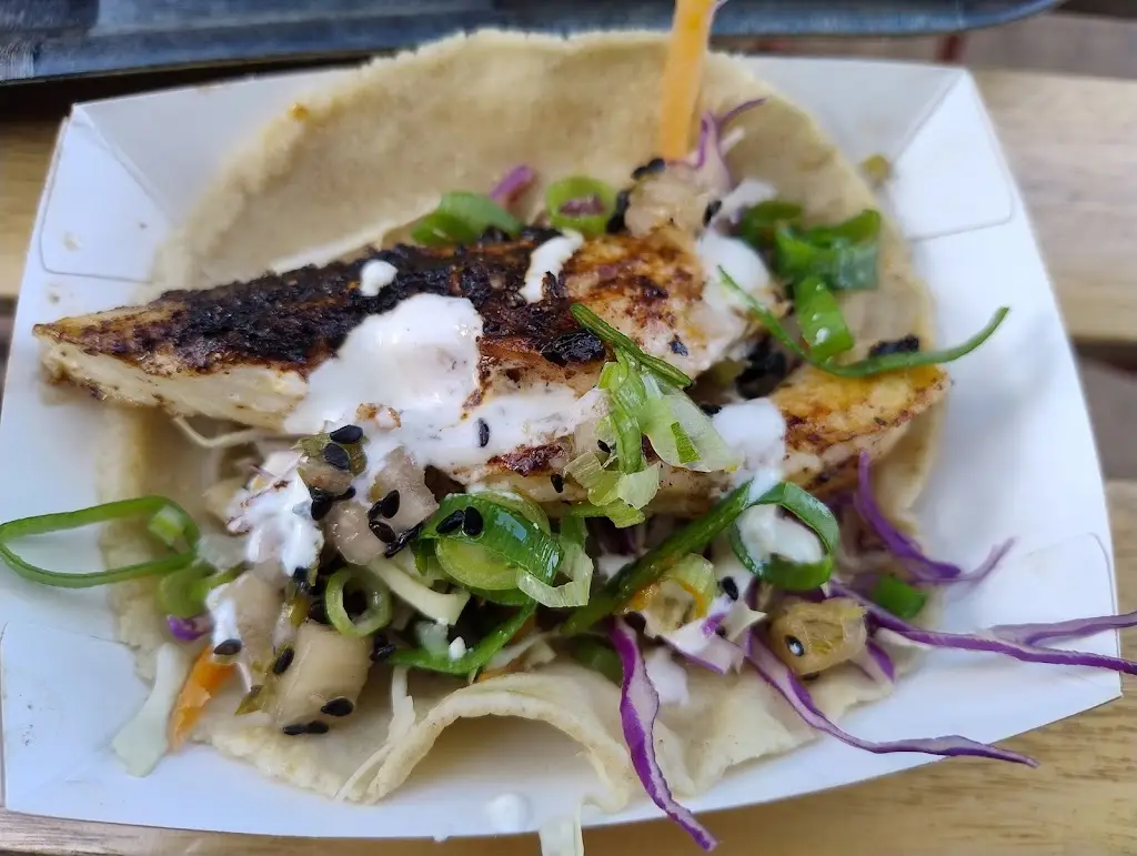 Niall Kennedy_Heraghty's Bar_Manorhamilton_review