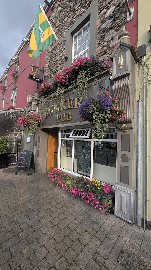 Kieran McCourt_Bunkers Bar and Restaurant_Killorglin_recensione