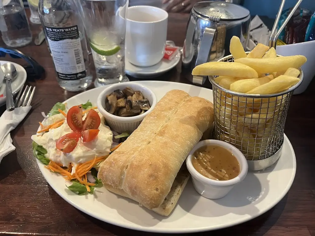 Juliana Moreno_Bunkers Bar and Restaurant_Killorglin_recensione