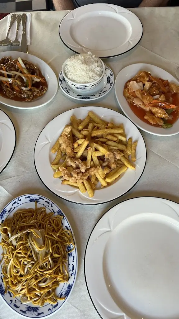 Leah Nicholson_Harmony Chinese_Killorglin_review