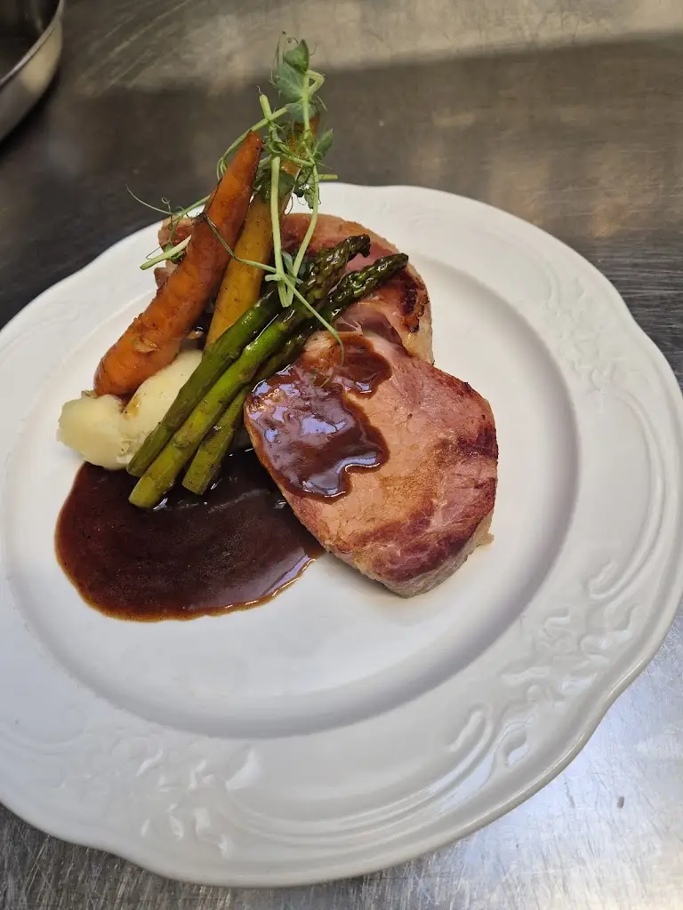 The Harbour Restaurant_Kilrush_slider_image_1