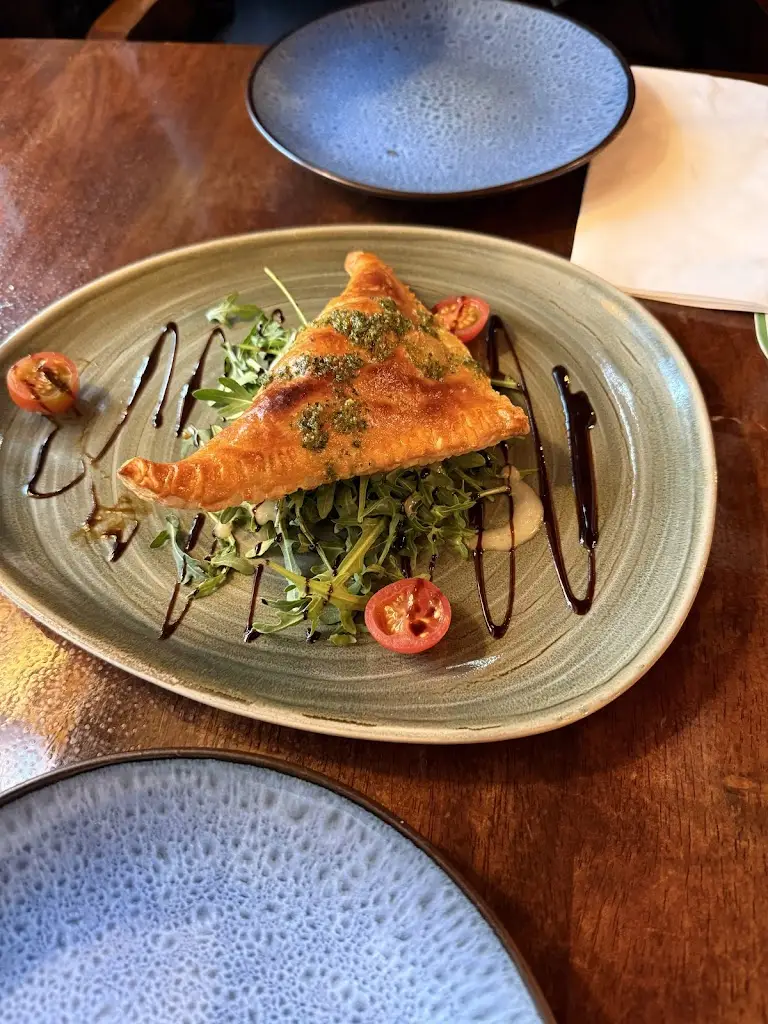 Sara Wines_Dillon's Bar & Restaurant_Ballina_review