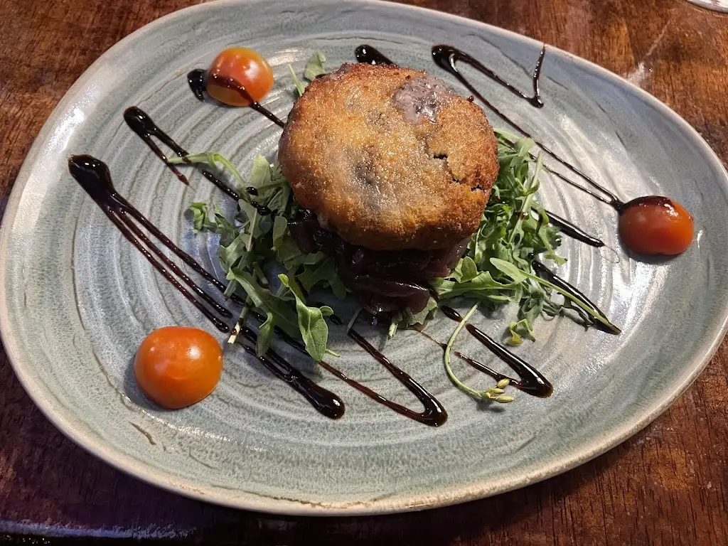 Dillon's Bar & Restaurant_Ballina_slider_image_3