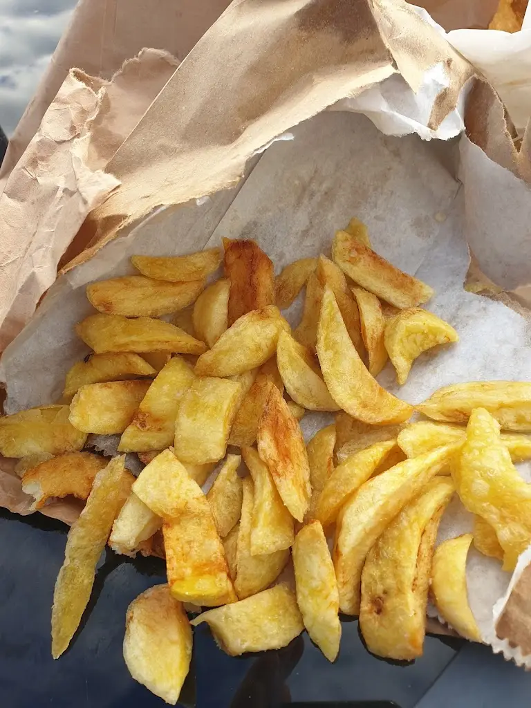 Gerry Madden_Coffeys Takeaway_Kilrush_reseña