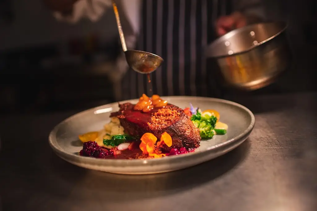 Poacher Restaurant_Ballina_slider_image_2