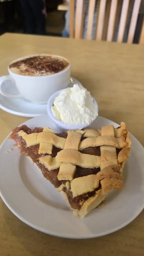 Lady G_Lynchs Bakery_Macroom_review