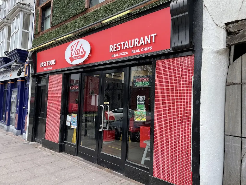 Vals Takeaway restaurante en Macroom