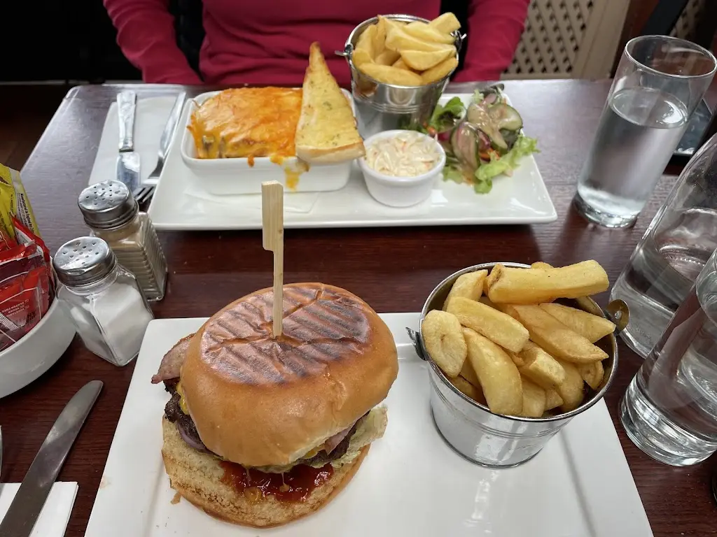 Motorhome Trio_The Merry Monk_Ballina_review