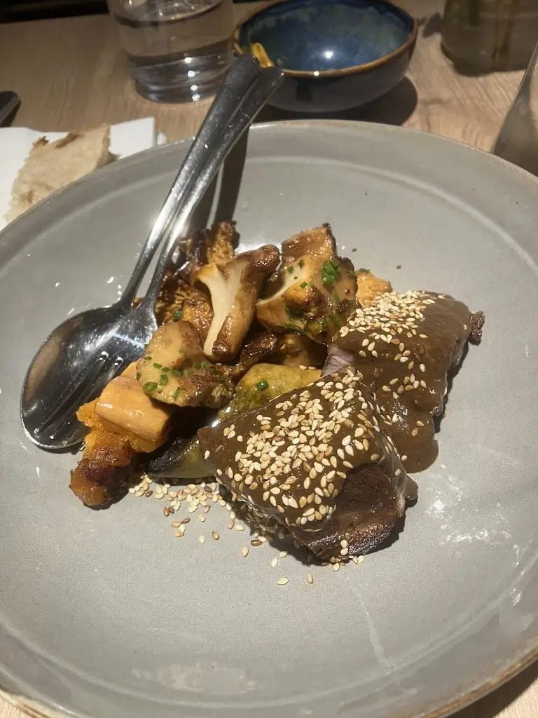 Cian Barry_Cheers Bar_Fermoy_review