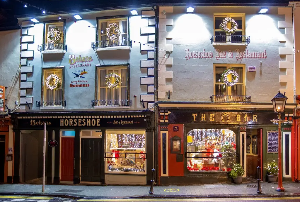 Horseshoe Bar & Restaurant ristorante a Listowel