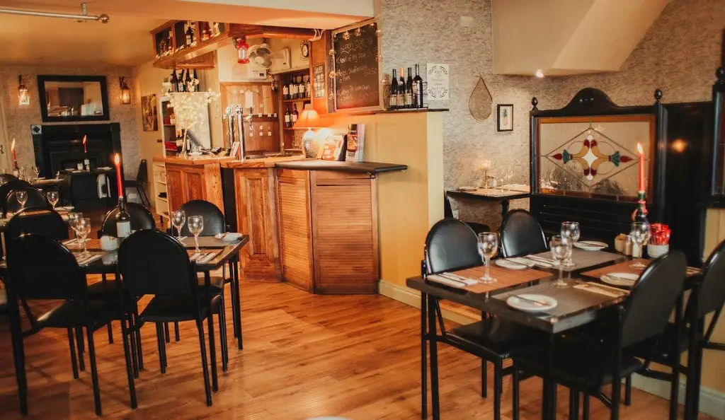 Éabha Joan's_Listowel_slider_image_1