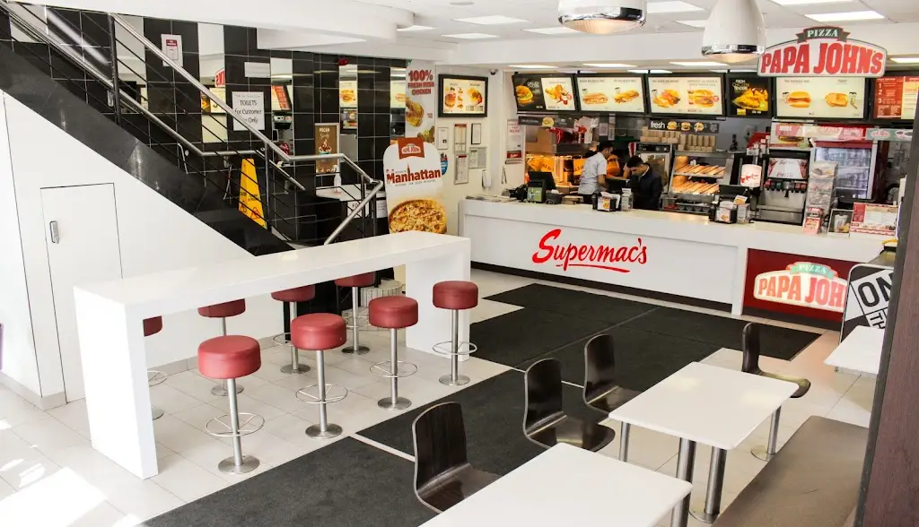 Supermac's & Papa John's O'Connell St Limerick ristorante a Moyross