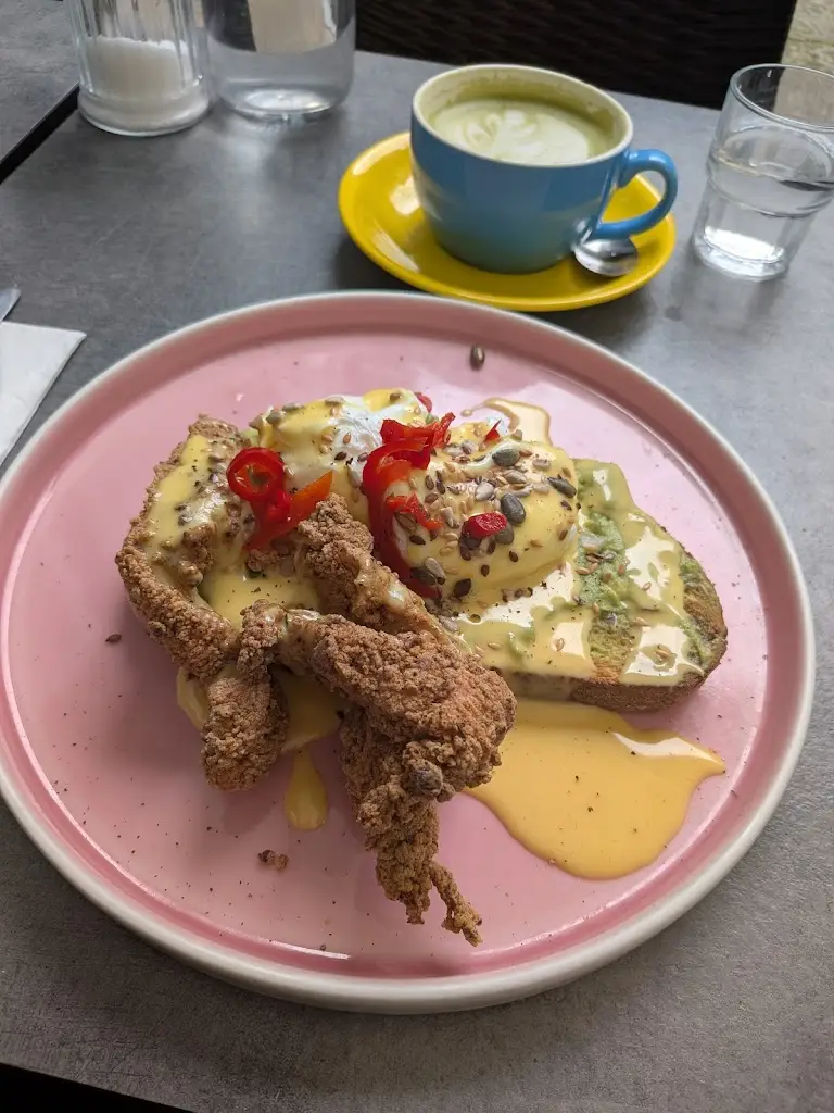 Aileen Elsbury_The Buttery, Bedford Row_Moyross_review