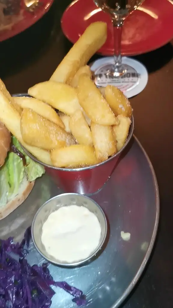 Off The Bone Gastropub_Limerick_slider_image_2