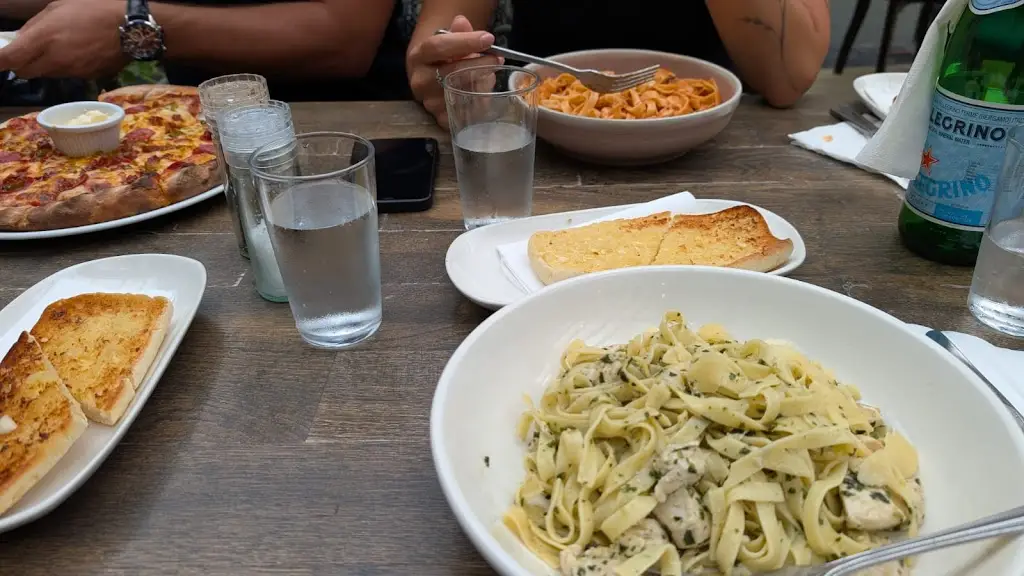 Nikola Pachlopníková_Bistro 41_Nenagh_review